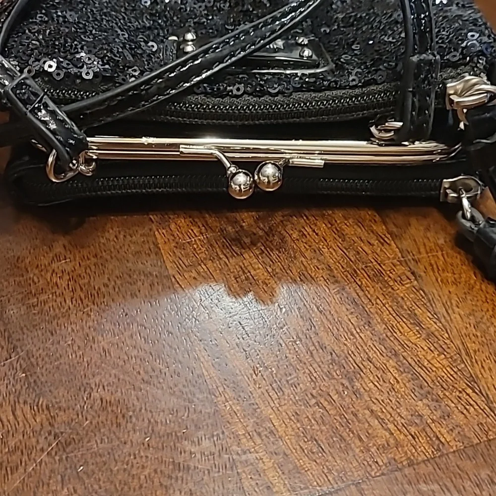 Sequin Crossbody Bag - Picture 7 of 12